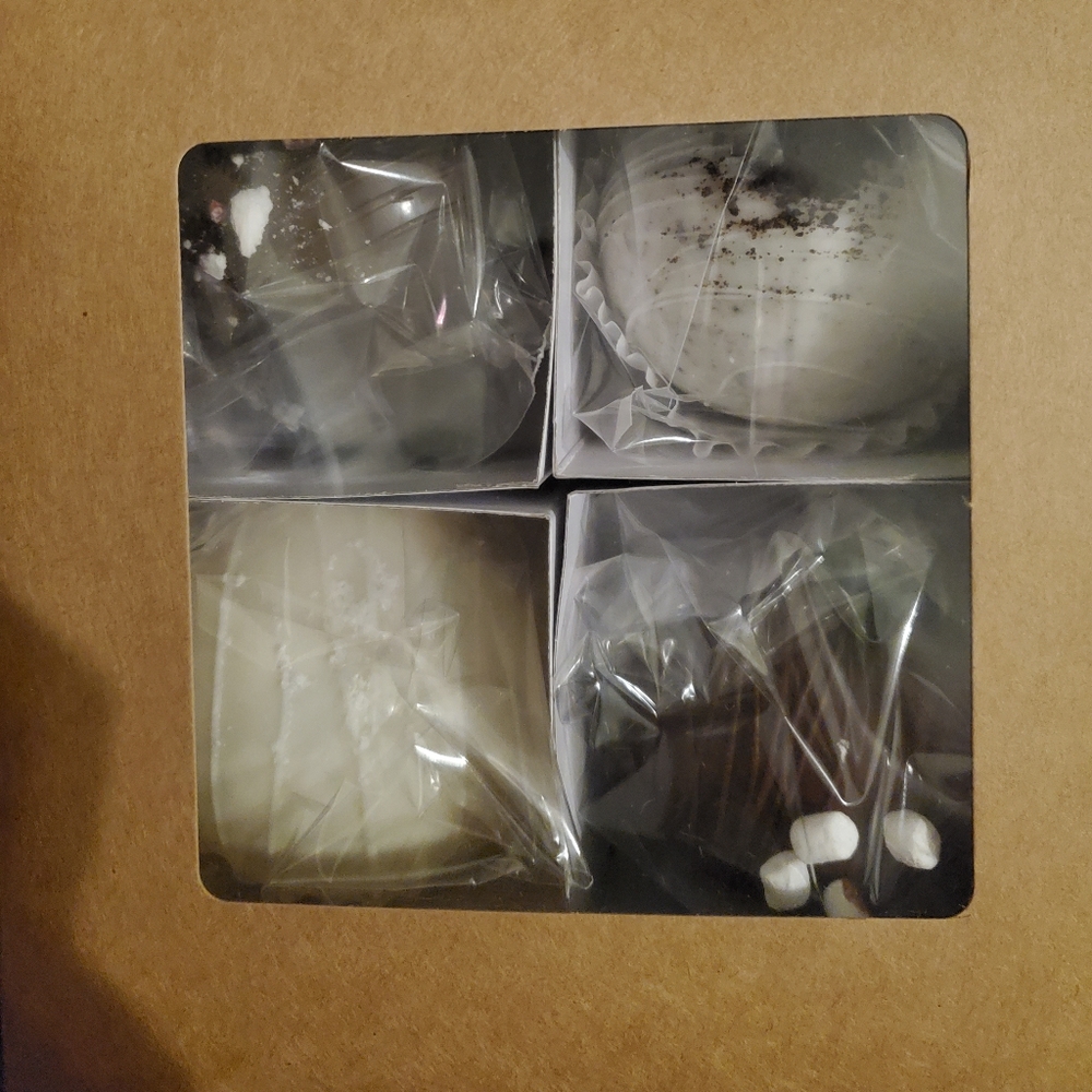 Bath bombs